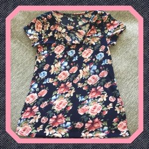 Navy blue floral top sz. S